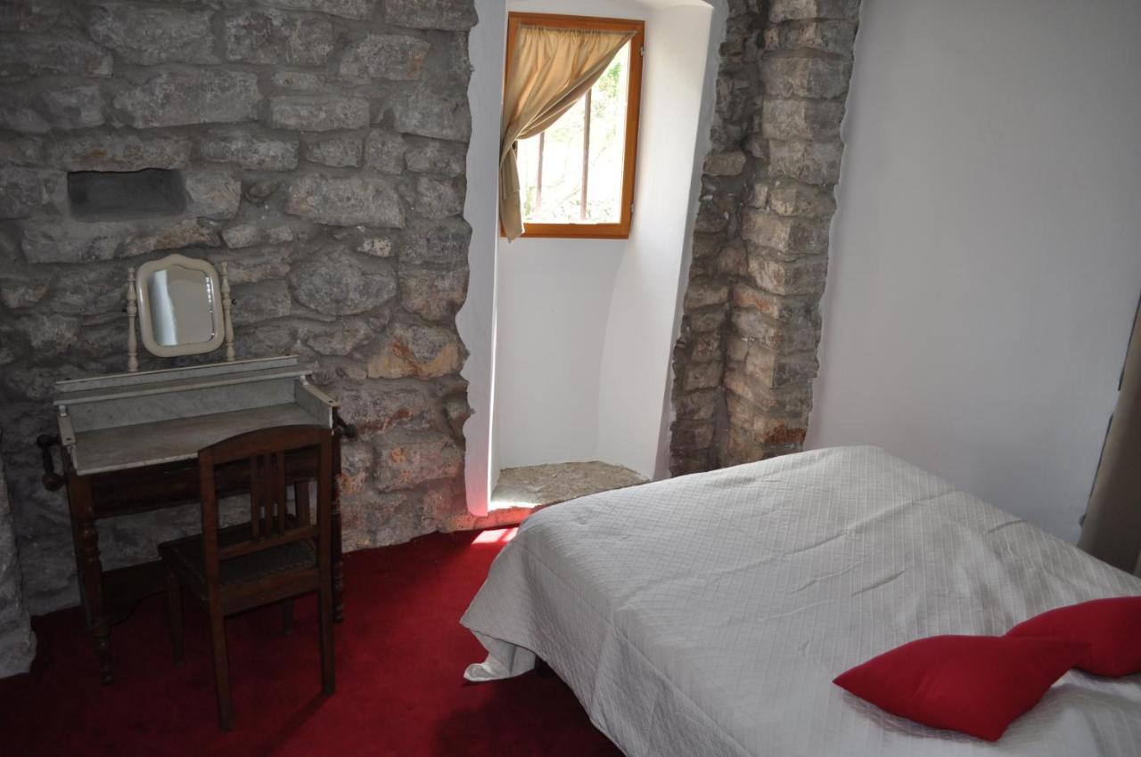 Hotel Domaine De Blancardy Moulès-et-Baucels Esterno foto